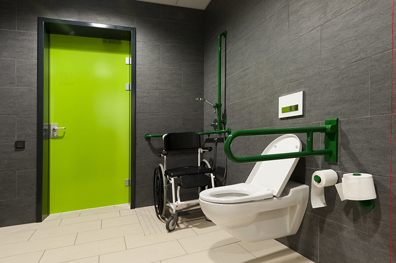 Bagno disabili con carrozzina